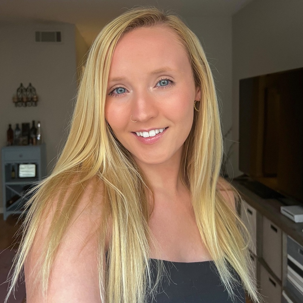 Meet your Posher, Hannah